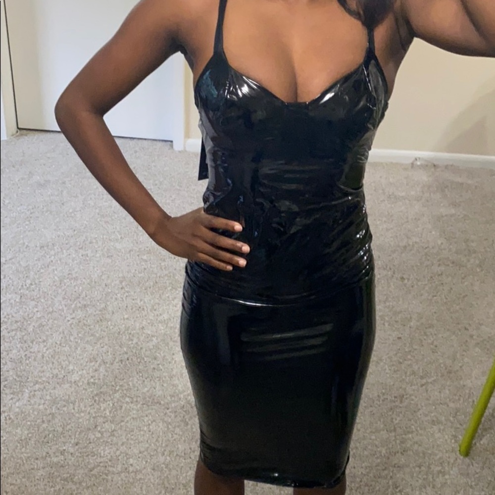 Too tight !! Dress runs small.